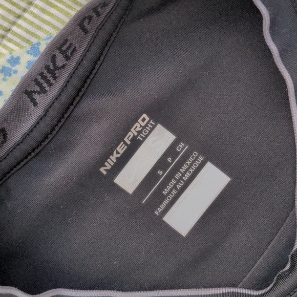 Nike Pro Fit Long Sleeve Shirt, Sz Small, Black - Picture 2 of 6